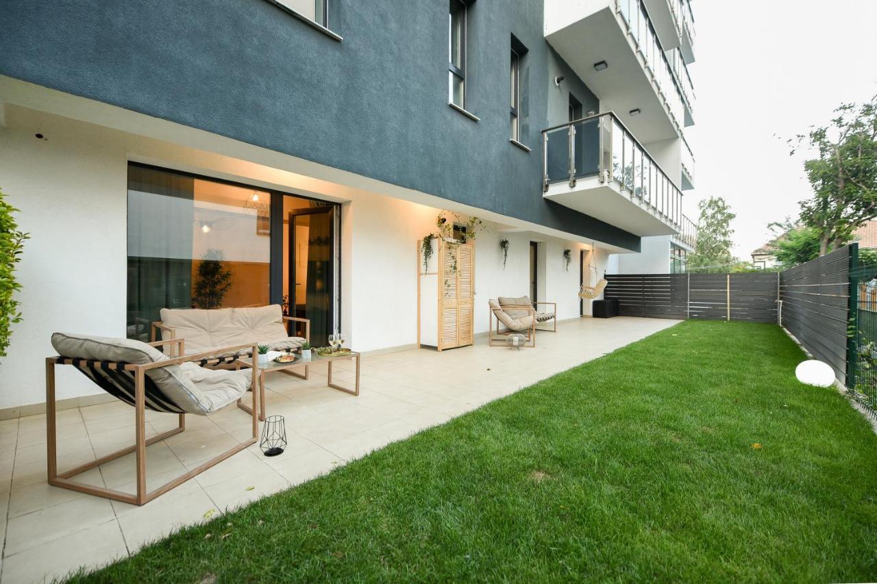 Vacation Feel - 2Br Apartment With Terrace & Private Parking In Baneasa Bucharest Exterior photo