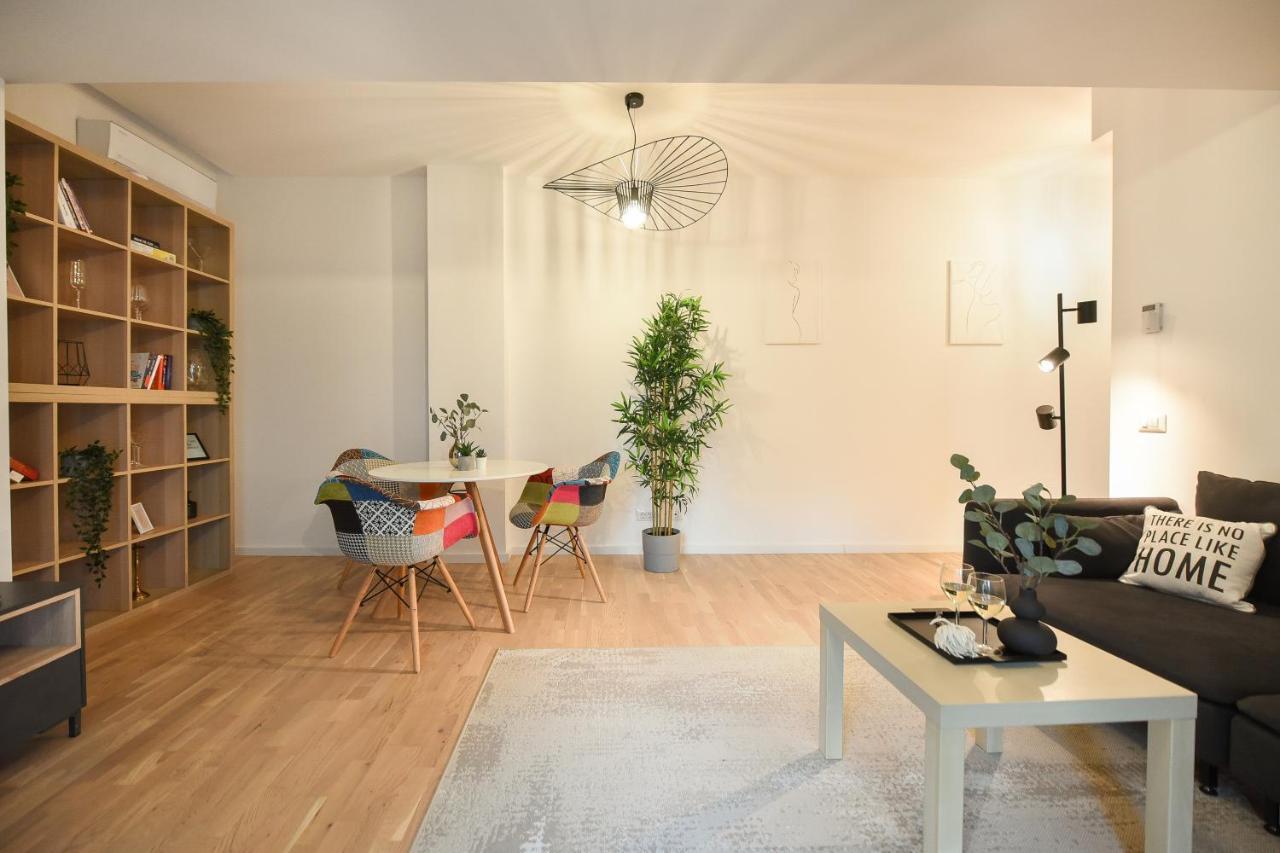 Vacation Feel - 2Br Apartment With Terrace & Private Parking In Baneasa Bucharest Exterior photo