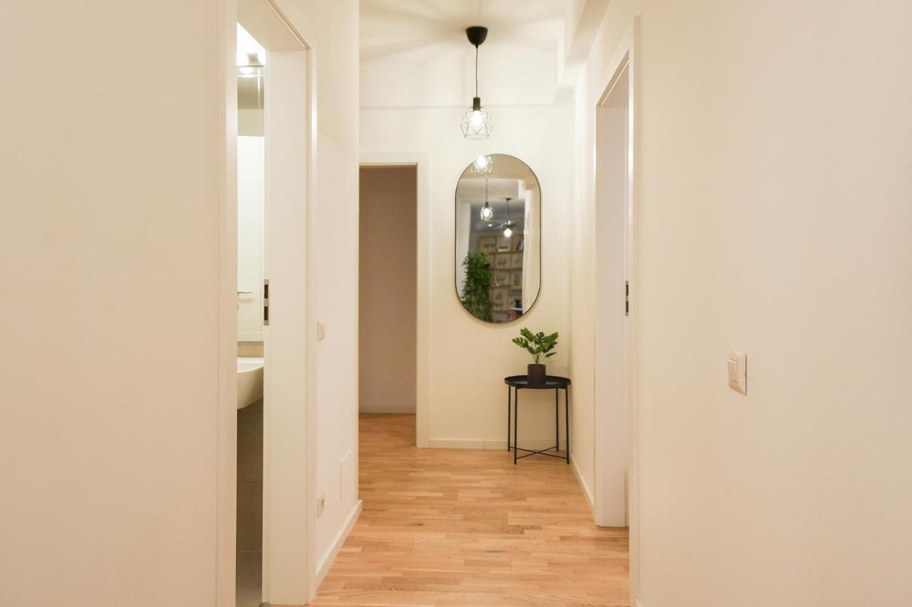 Vacation Feel - 2Br Apartment With Terrace & Private Parking In Baneasa Bucharest Exterior photo
