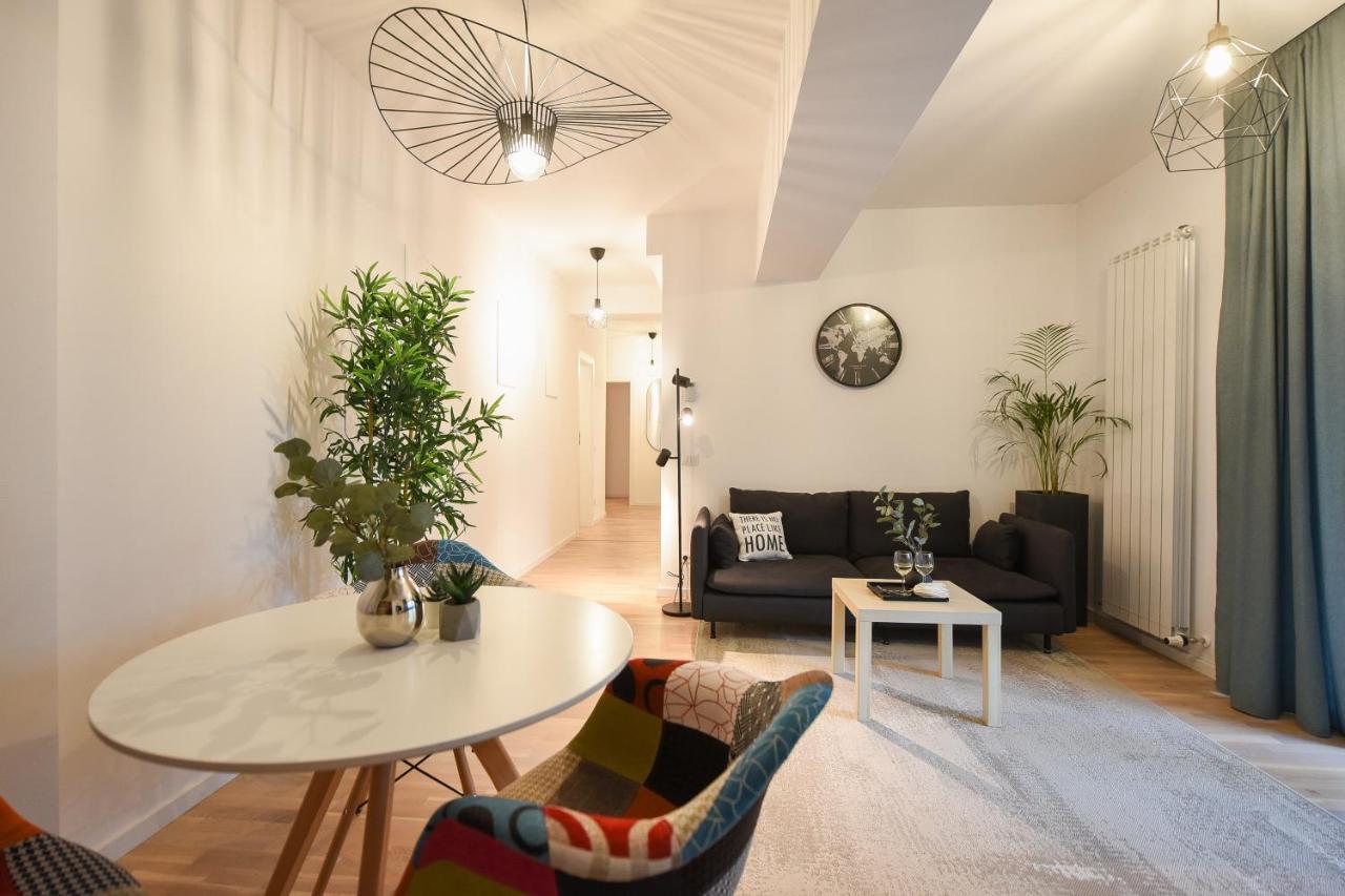 Vacation Feel - 2Br Apartment With Terrace & Private Parking In Baneasa Bucharest Exterior photo