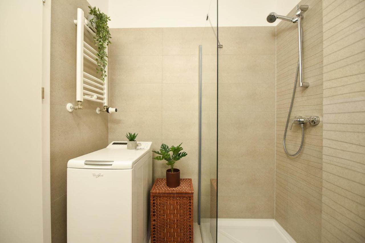 Vacation Feel - 2Br Apartment With Terrace & Private Parking In Baneasa Bucharest Exterior photo